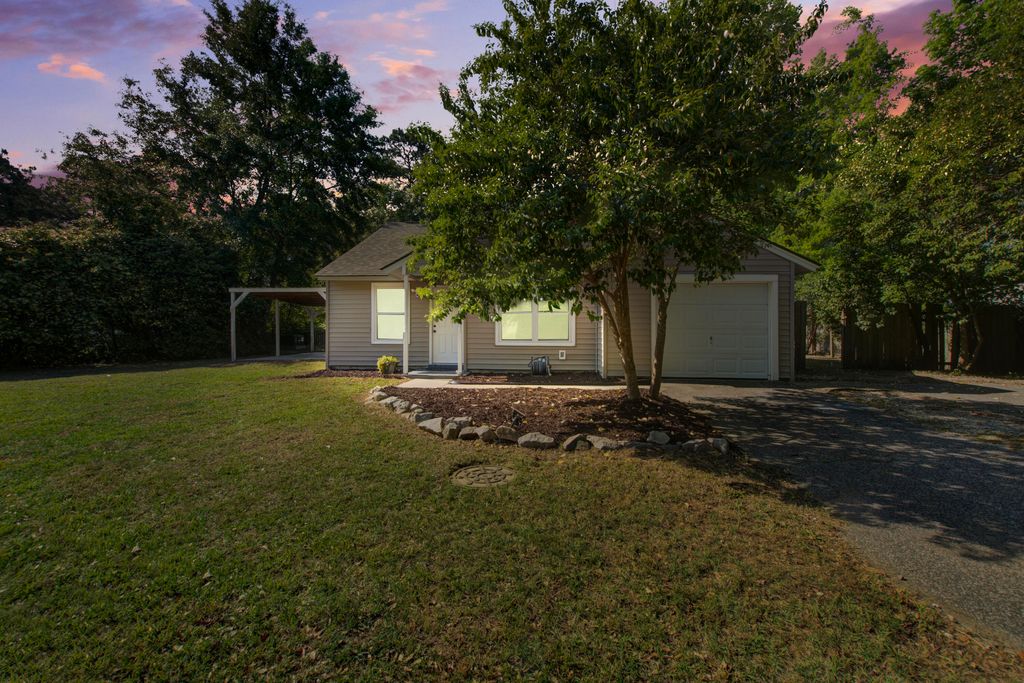 Photo of 112 Tabby Creek Circle, Summerville, SC 29486 (MLS # 26011113)