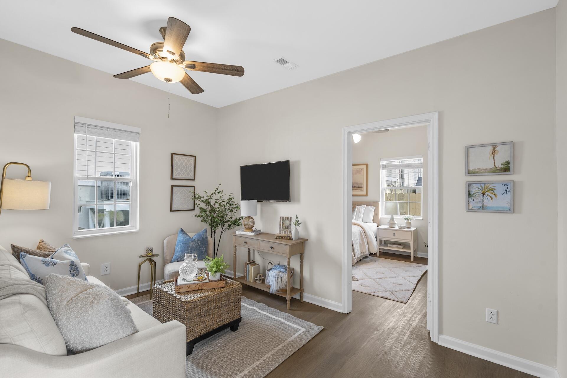 16 B Strawberry Lane