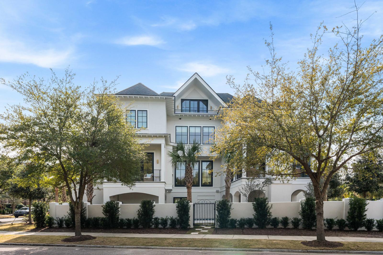 492 Creek Landing Street