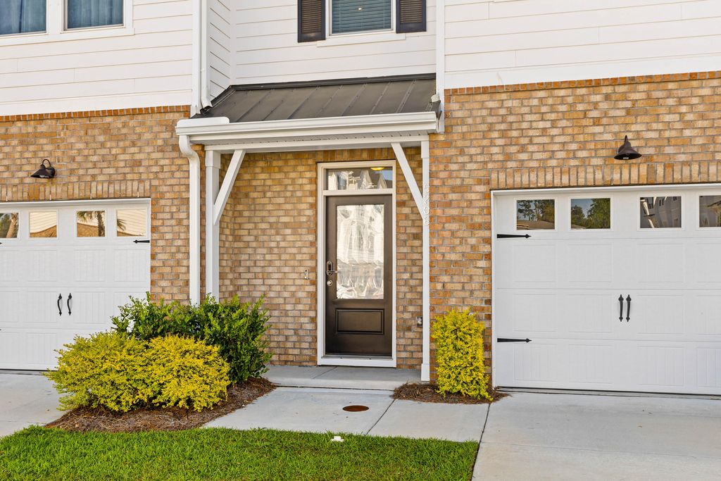 Photo of 5206 New Palm Court, Summerville, SC 29485 (MLS # 26009234)