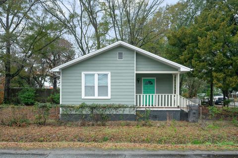 A home in North Charleston