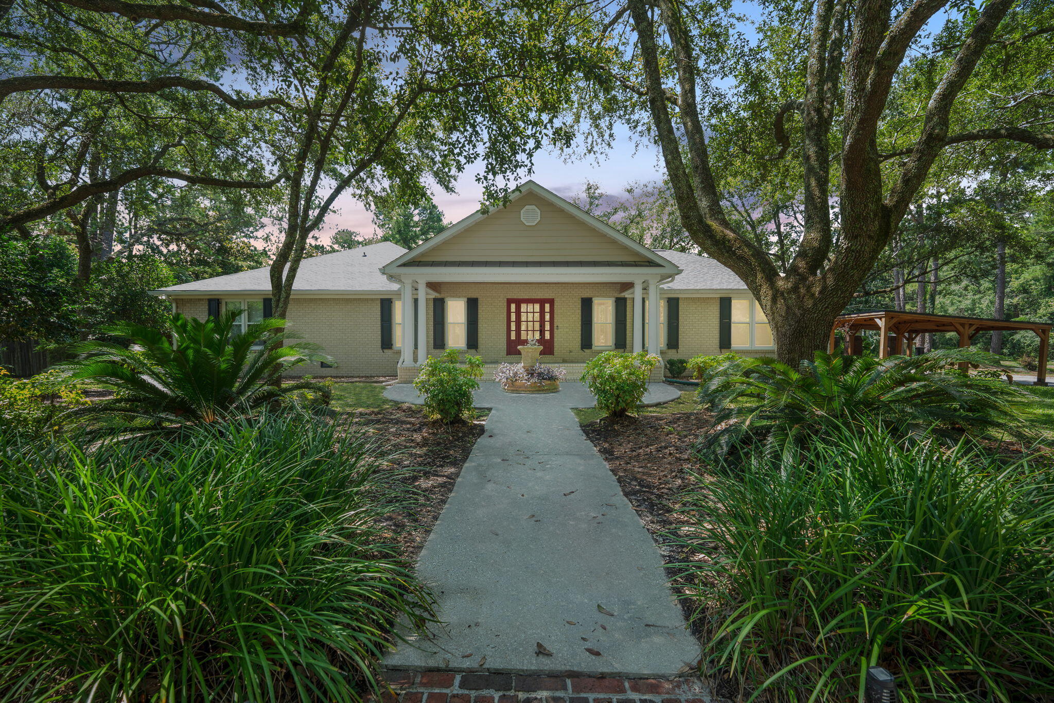 100 Fairway Drive