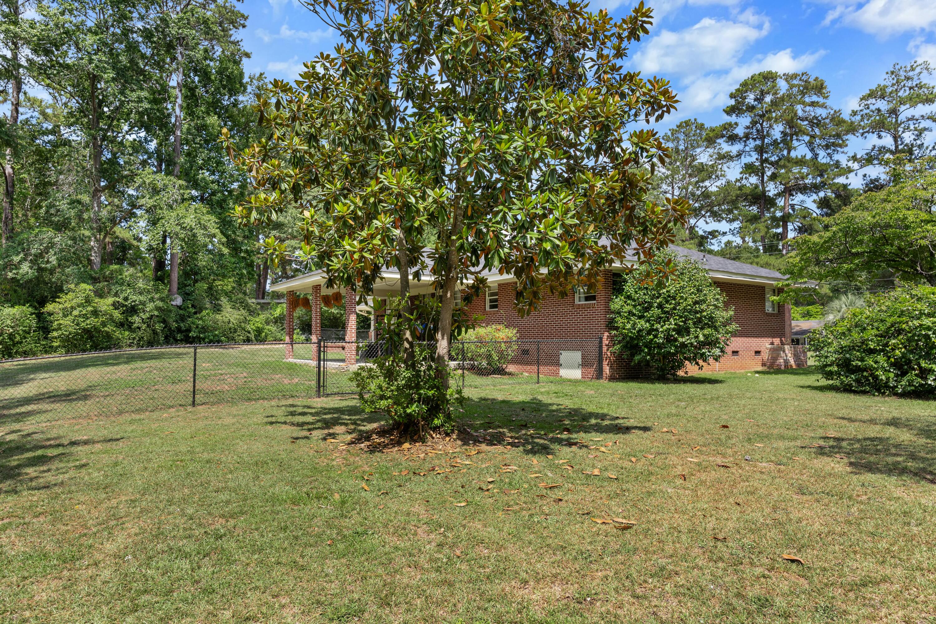 384 Scoville Street