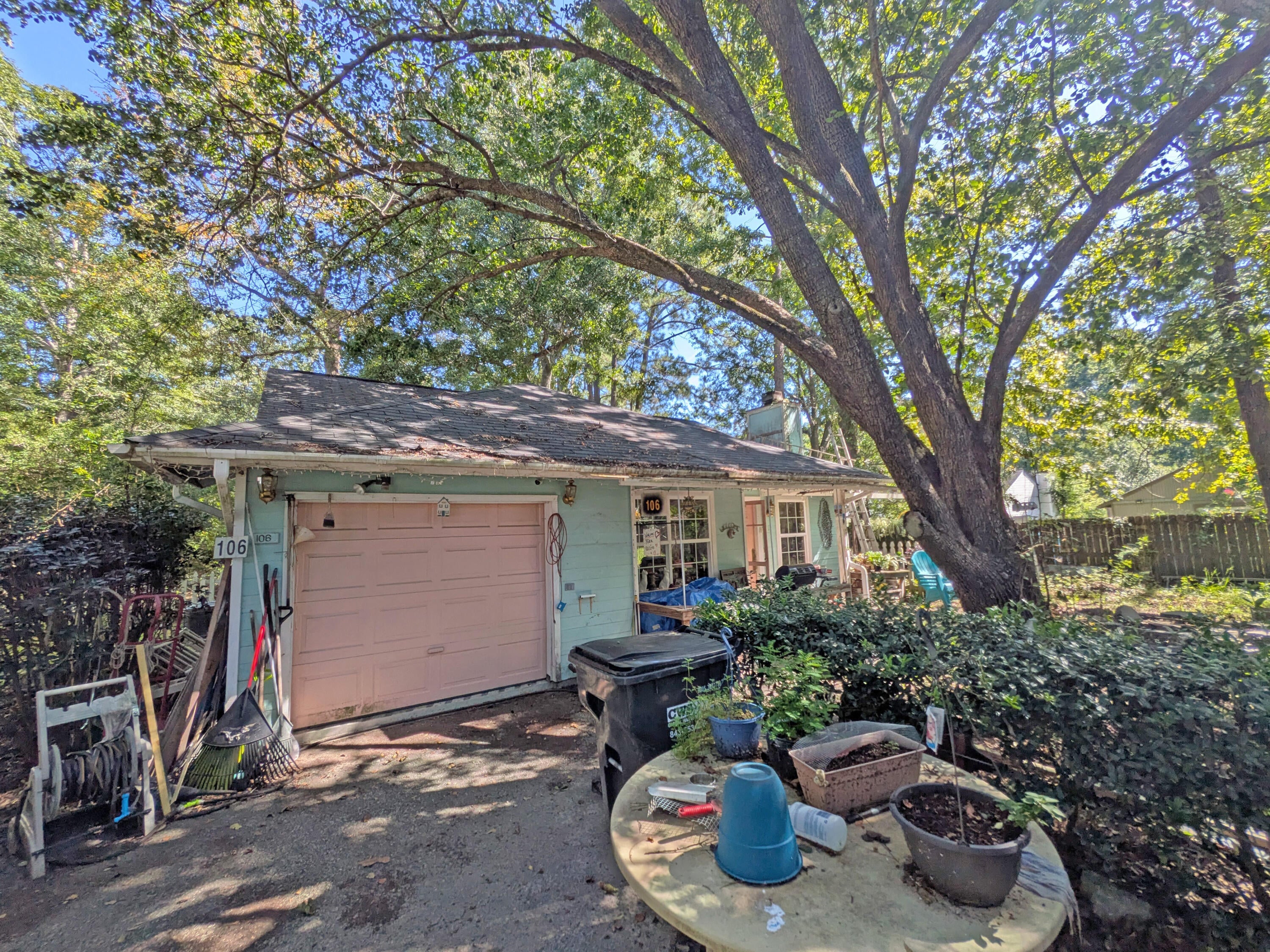 106 Sutherland Place