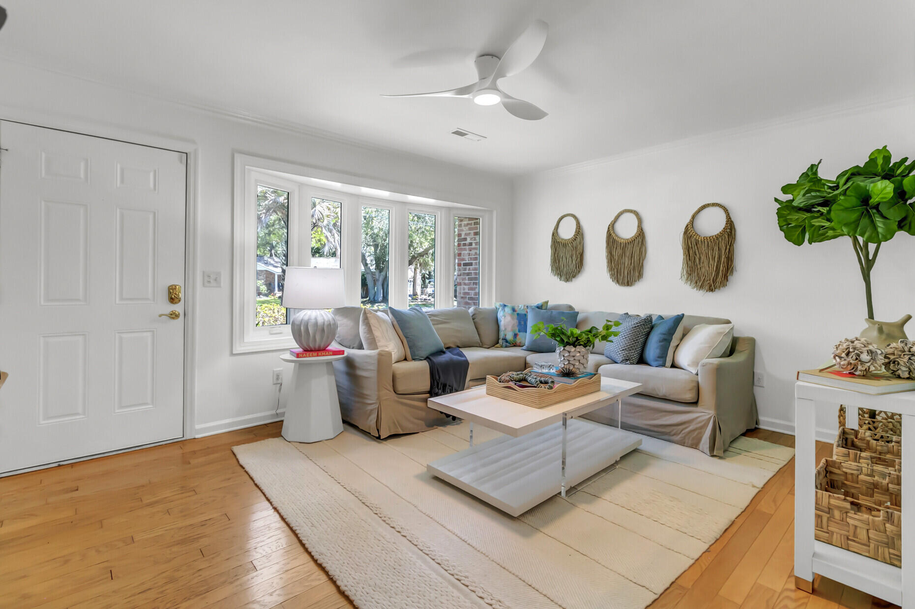 681 Port Circle