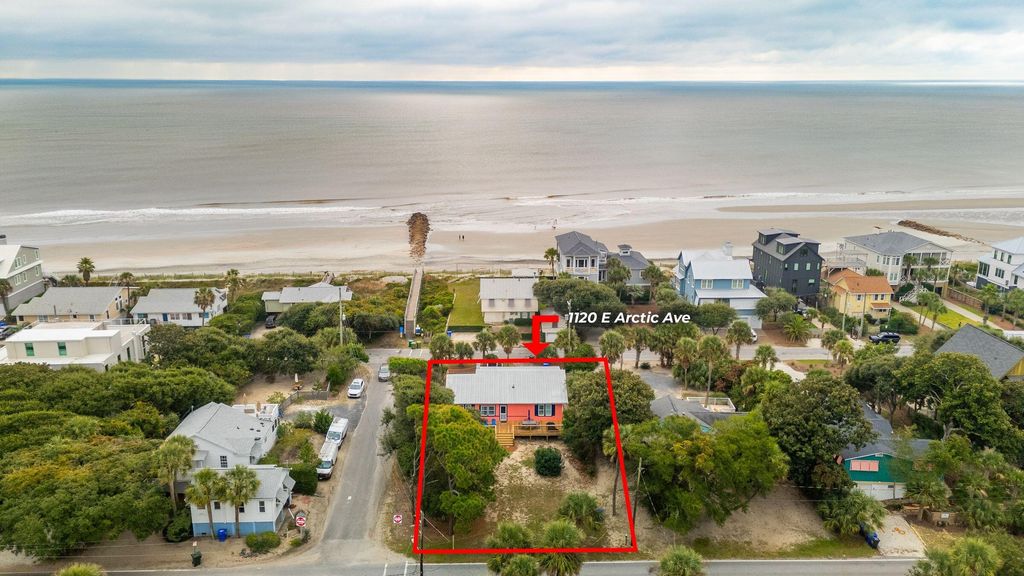 Photo of 1120 E Arctic Avenue, Folly Beach, SC 29439 (MLS # 25029557)