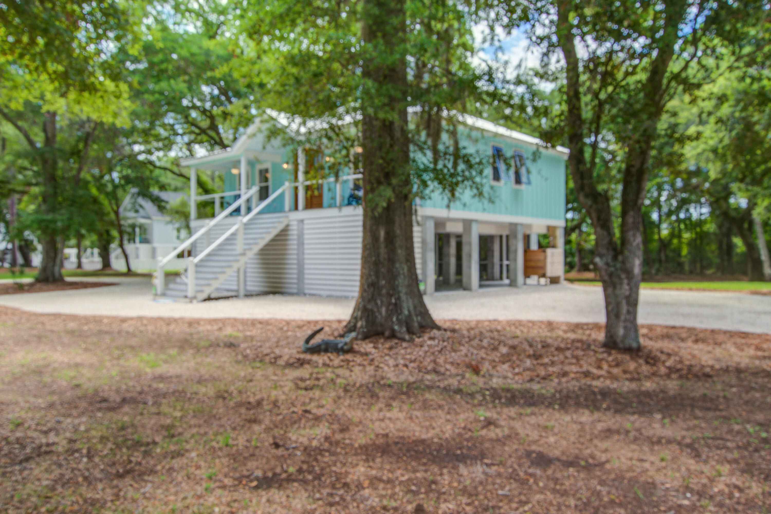 16 Oakwood Lane