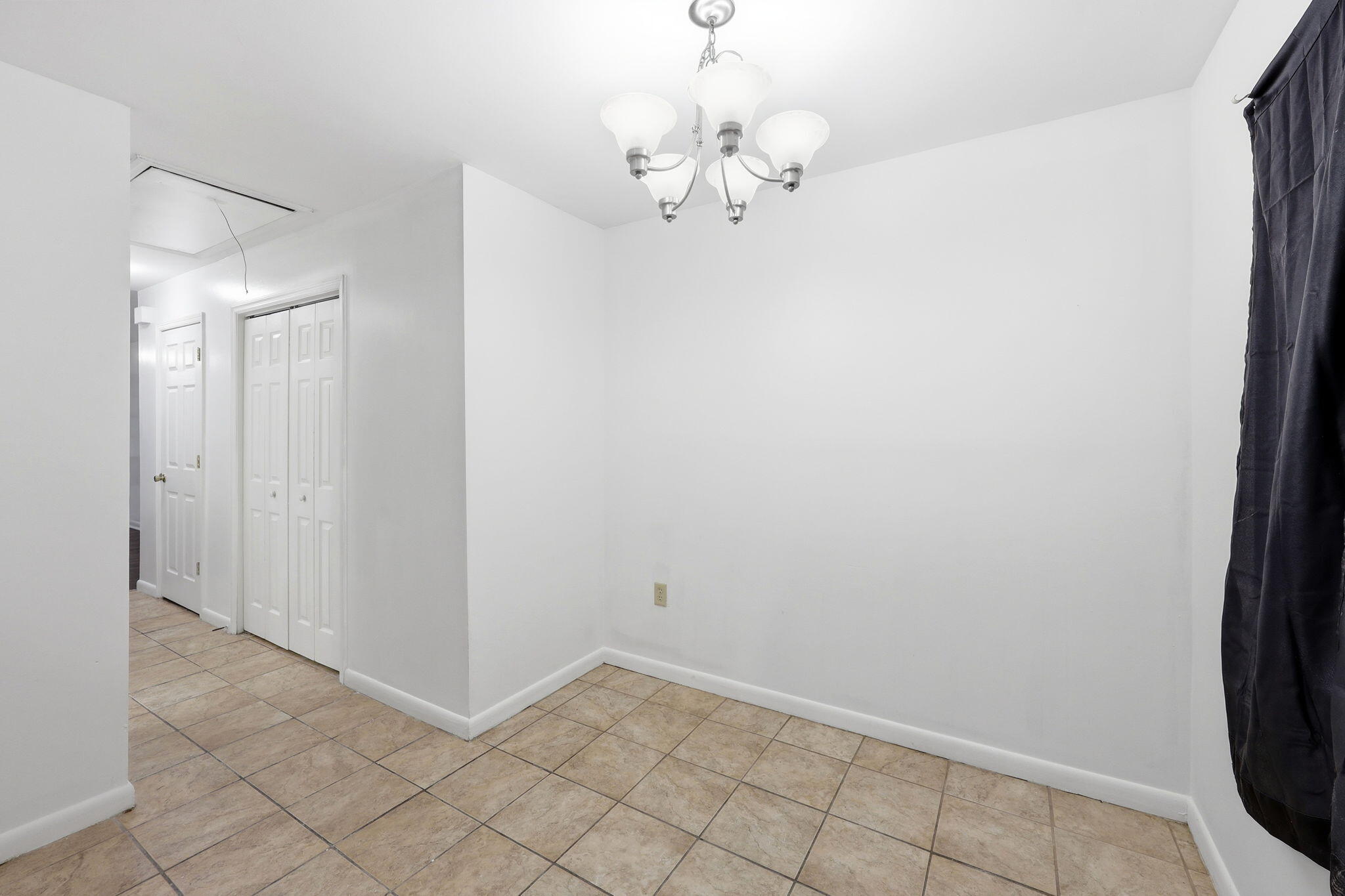 7915 Dutch Court