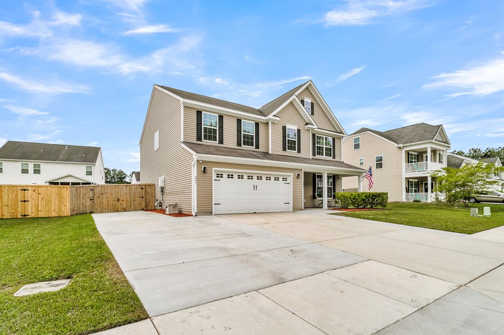 Photo of 231 Urbano Lane, Goose Creek, SC 29445 (MLS # 26010794)