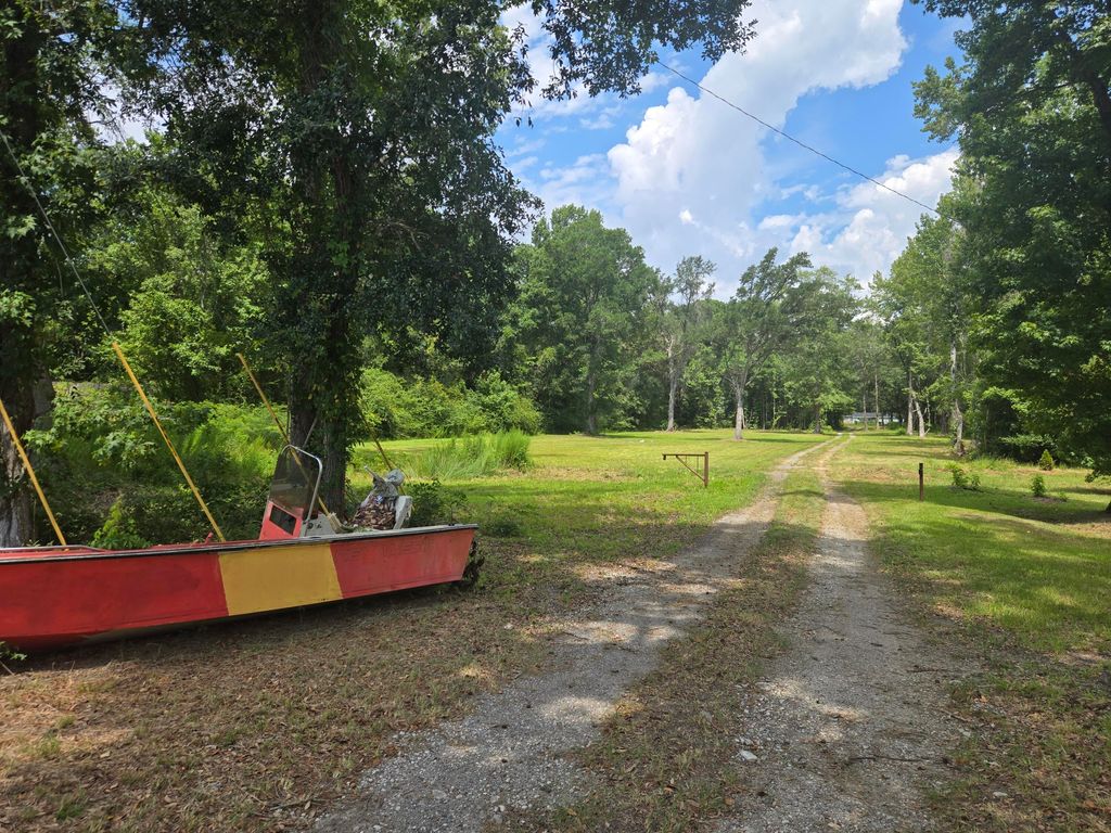 Photo of 0 N Highway 17, McClellanville, SC 29458 (MLS # 25020746)