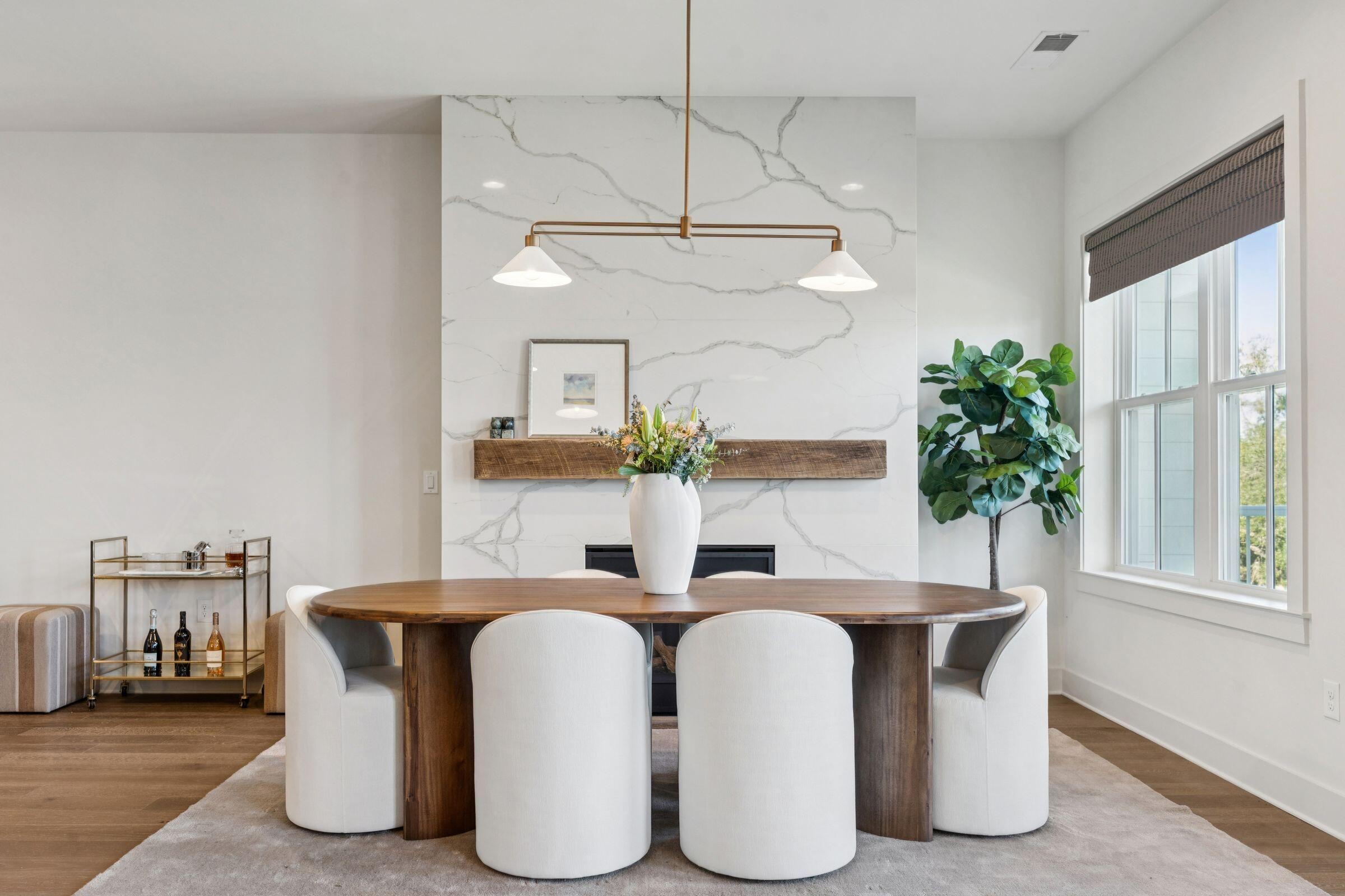 600 Waterman Street 732