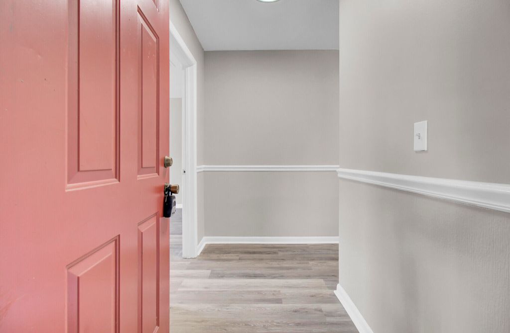 Photo of 1530 Fort Johnson Road #1e, Charleston, SC 29412 (MLS # 26004712)