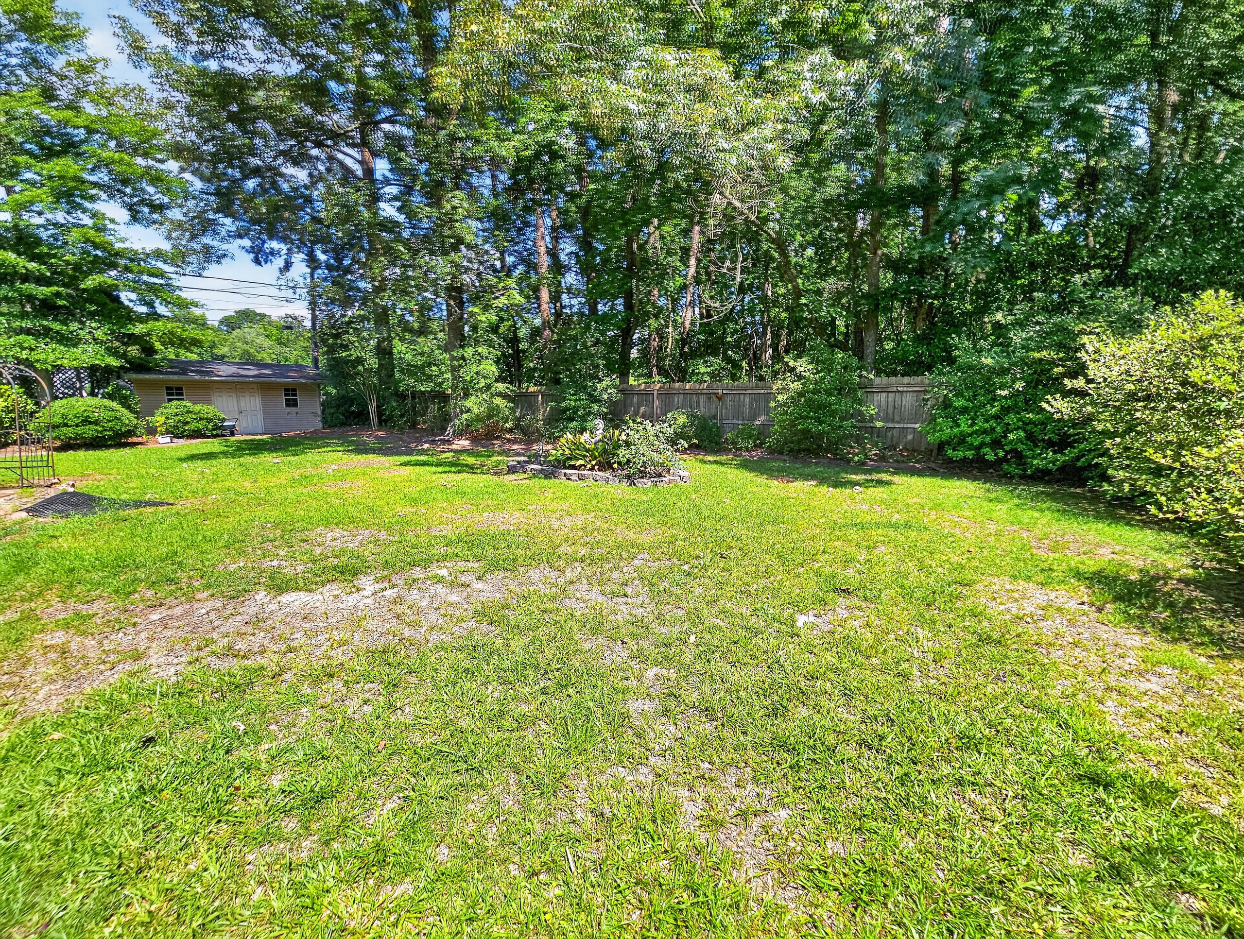 101 Beacon Hill Lane