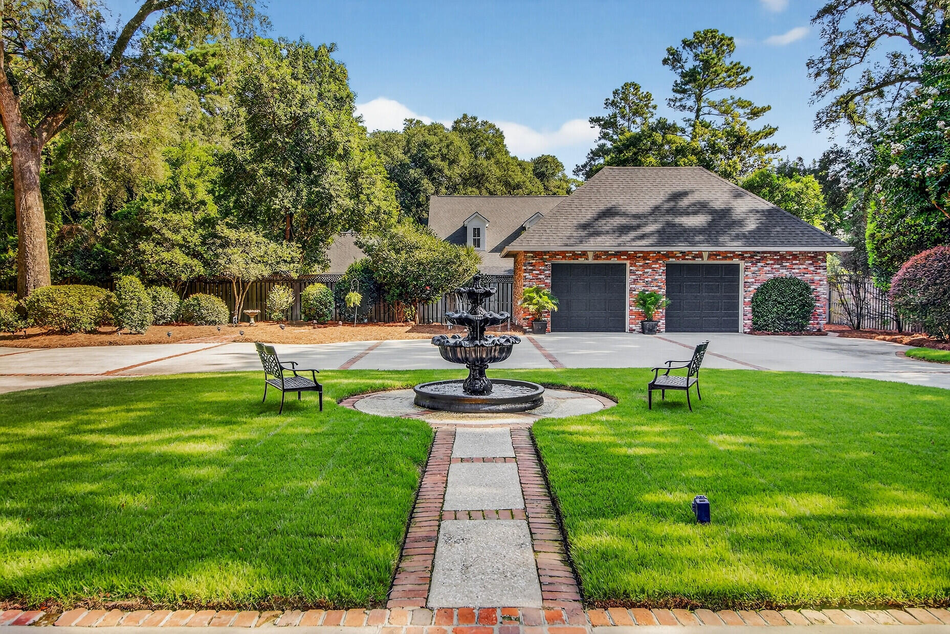 Summerville, South Carolina, 29483, United States, 6 Bedrooms Bedrooms, ,6 BathroomsBathrooms,Residential,Active,2030598