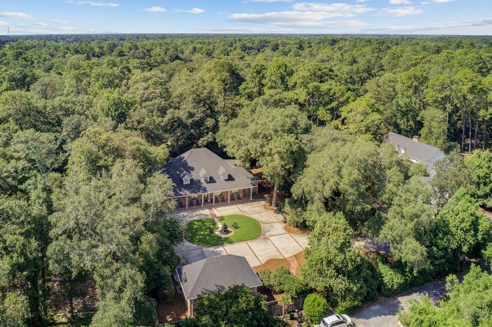Summerville, South Carolina, 29483, United States, 6 Bedrooms Bedrooms, ,6 BathroomsBathrooms,Residential,Active,2030598
