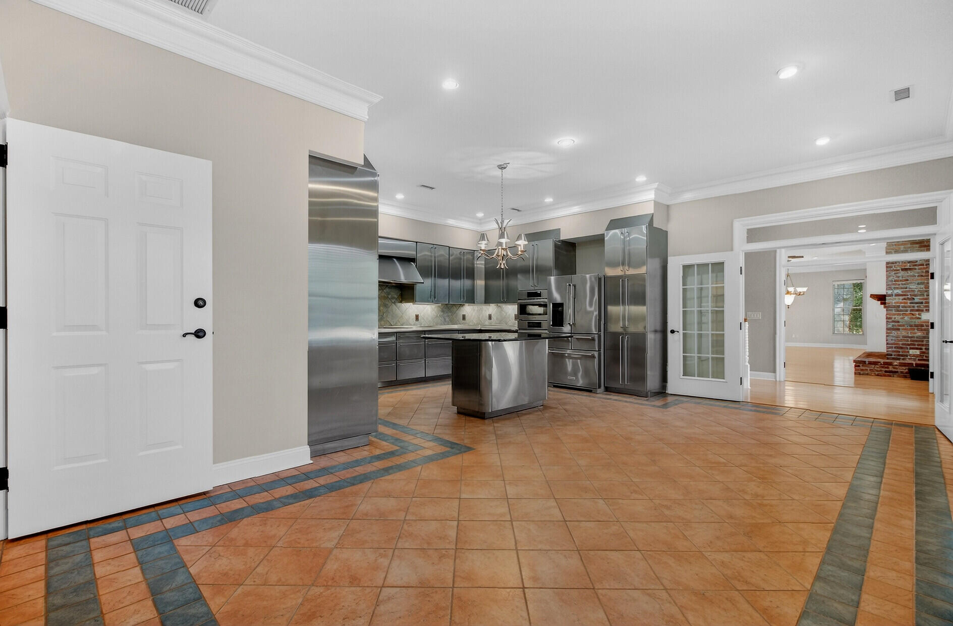 Summerville, South Carolina, 29483, United States, 6 Bedrooms Bedrooms, ,6 BathroomsBathrooms,Residential,Active,2030598