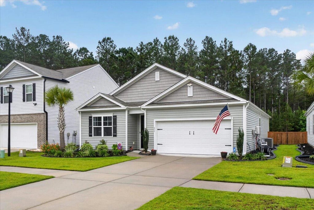 Photo of 373 Azore Way, Summerville, SC 29486 (MLS # 26025490)