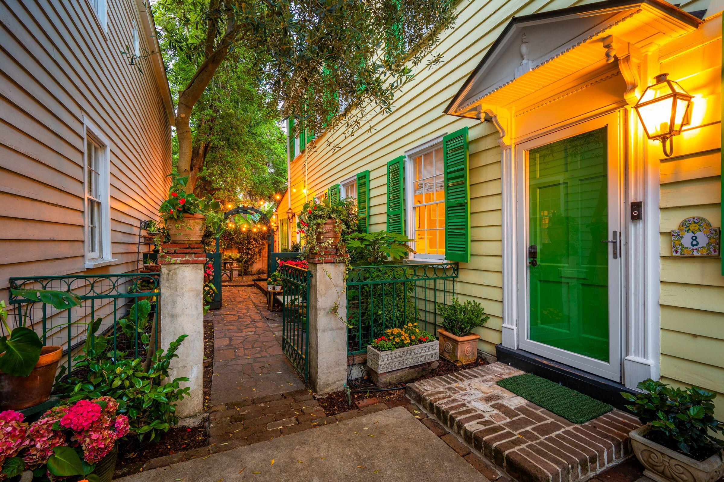 8 Trumbo Street