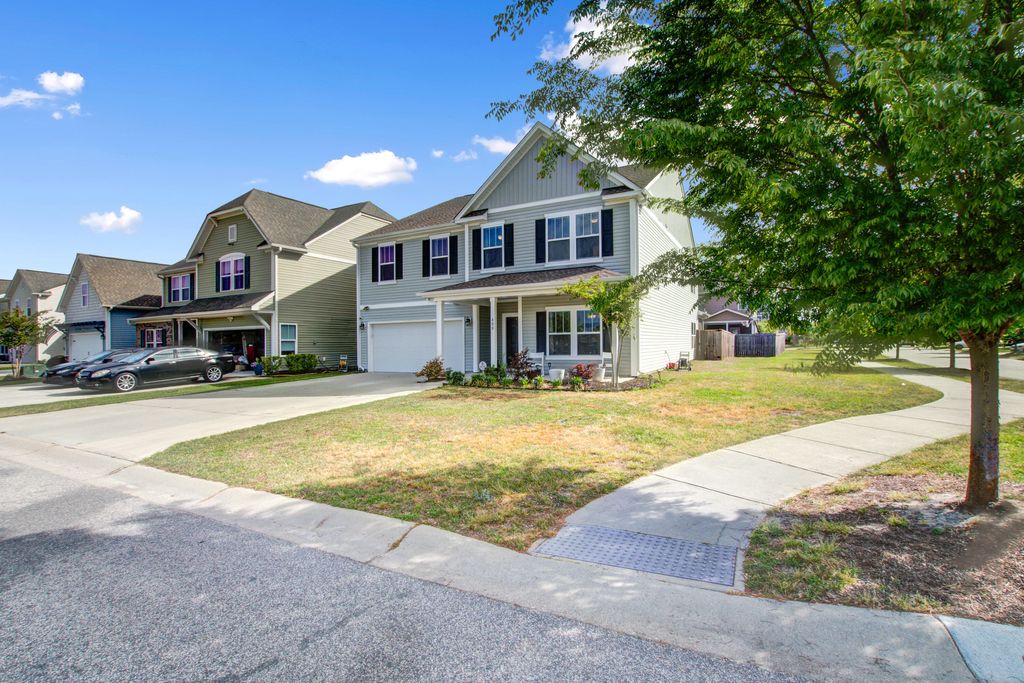 Photo of 400 Snowy Plover Lane Lane, Summerville, SC 29486 (MLS # 26010665)
