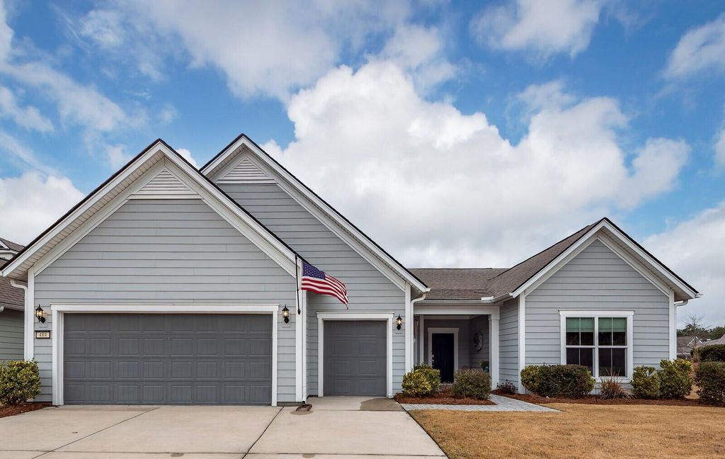 Photo of 484 Hidden Meadow Lane, Summerville, SC 29486 (MLS # 26000266)