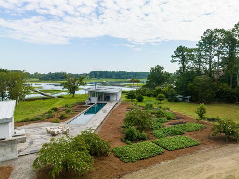 A home in Johns Island