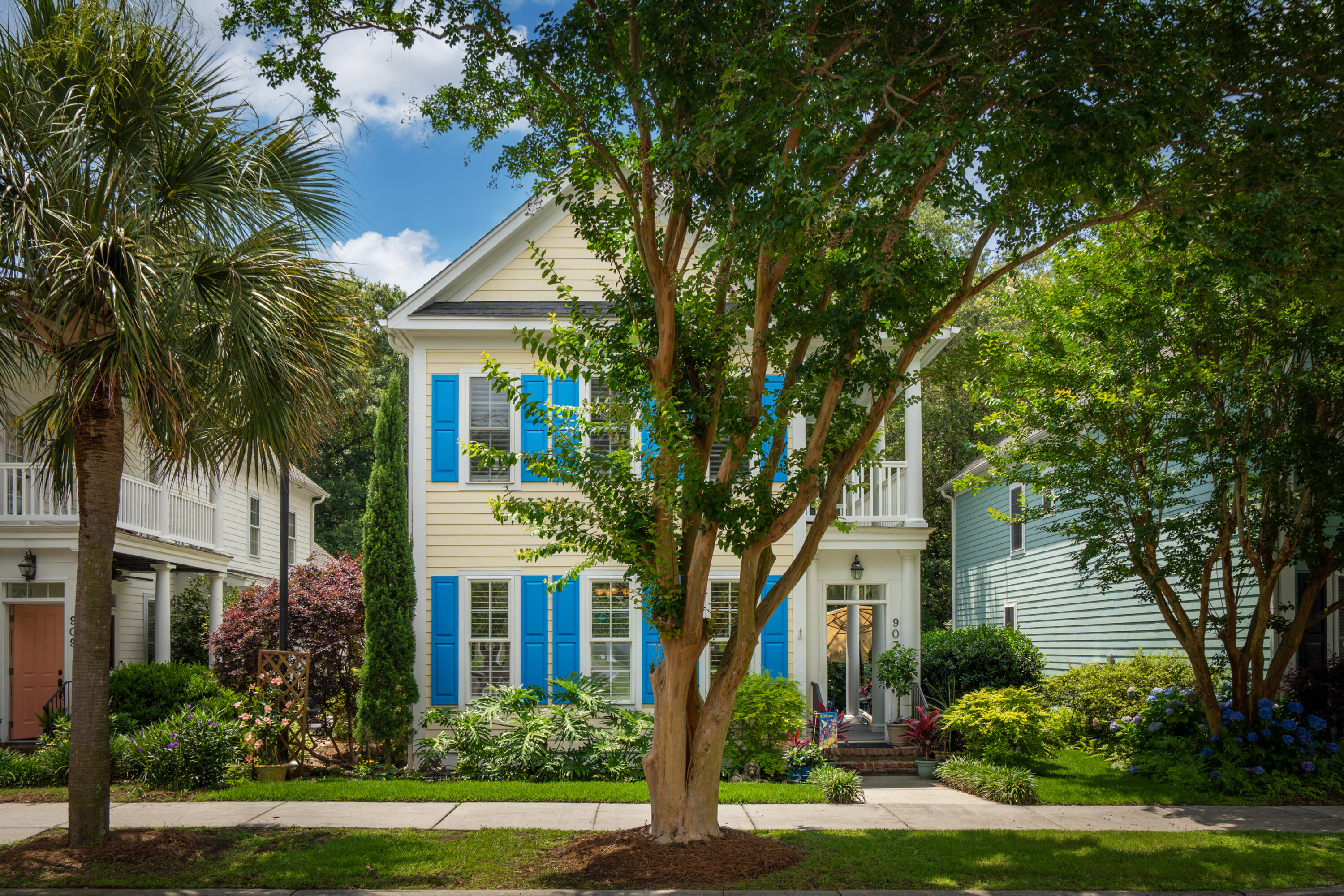 907 High Nest Lane