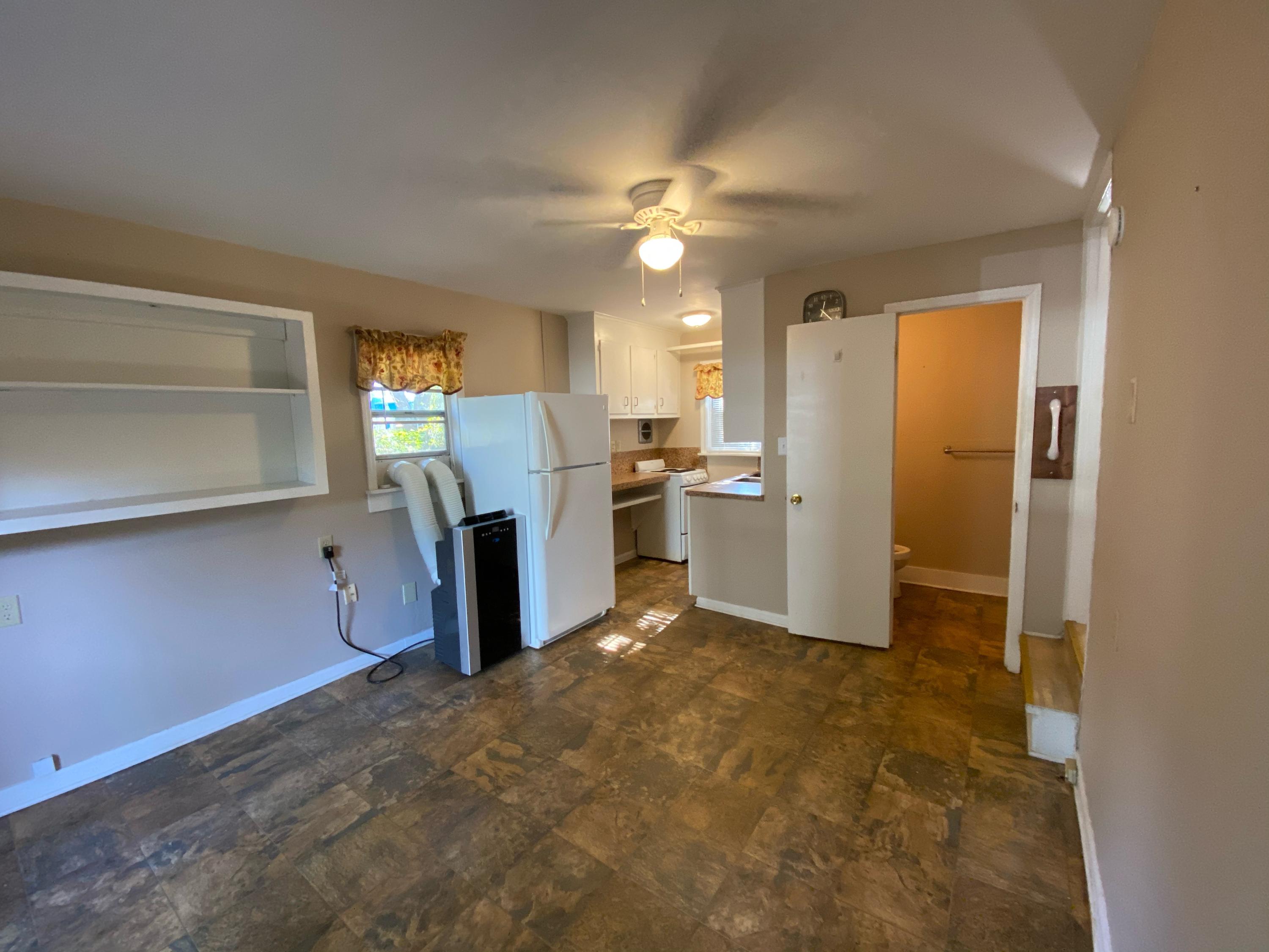 3 1/2 Apollo Road