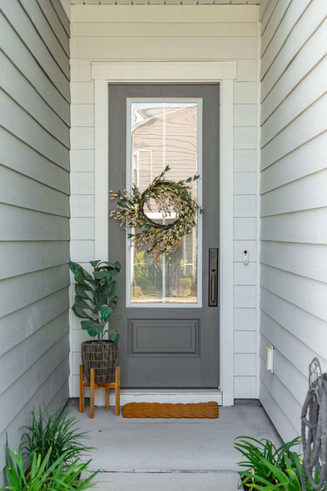 3082 Emma Lane