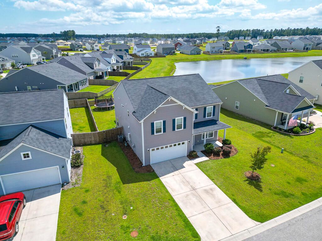 Photo of 433 Carrara Drive, Summerville, SC 29486 (MLS # 25031666)