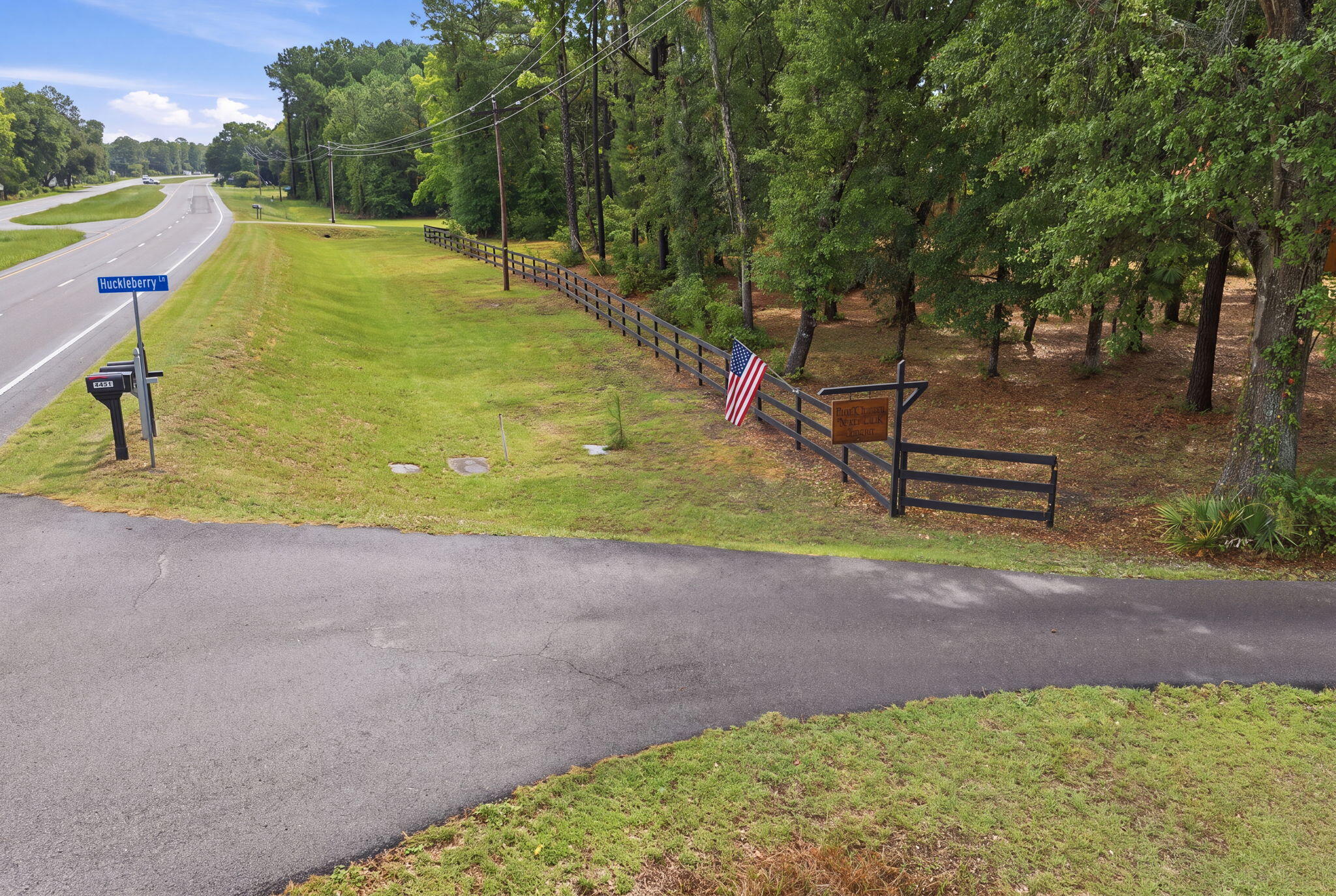 5511 Huckleberry Lane, Awendaw, SC, 29429