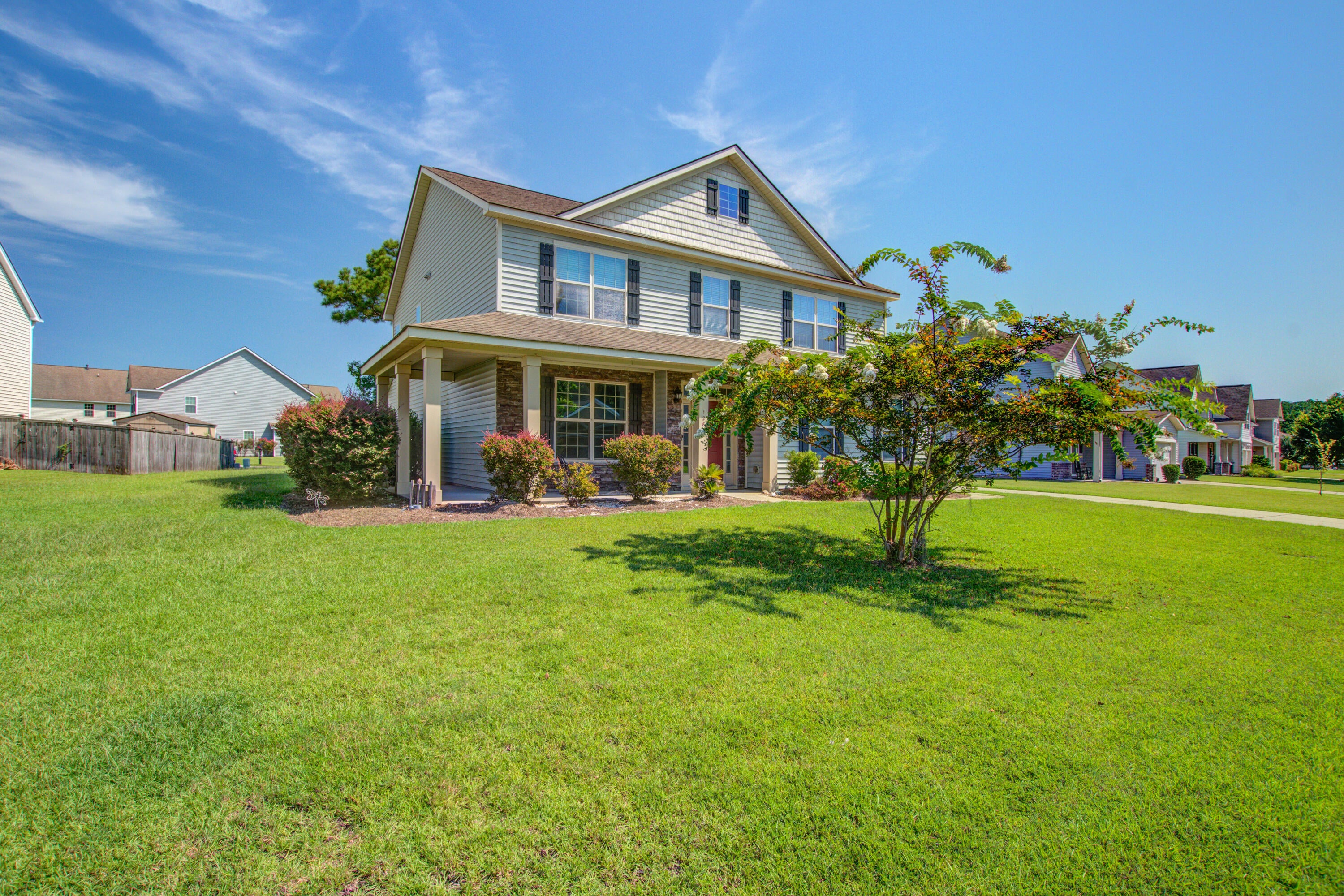 128 Carolina Wren Avenue