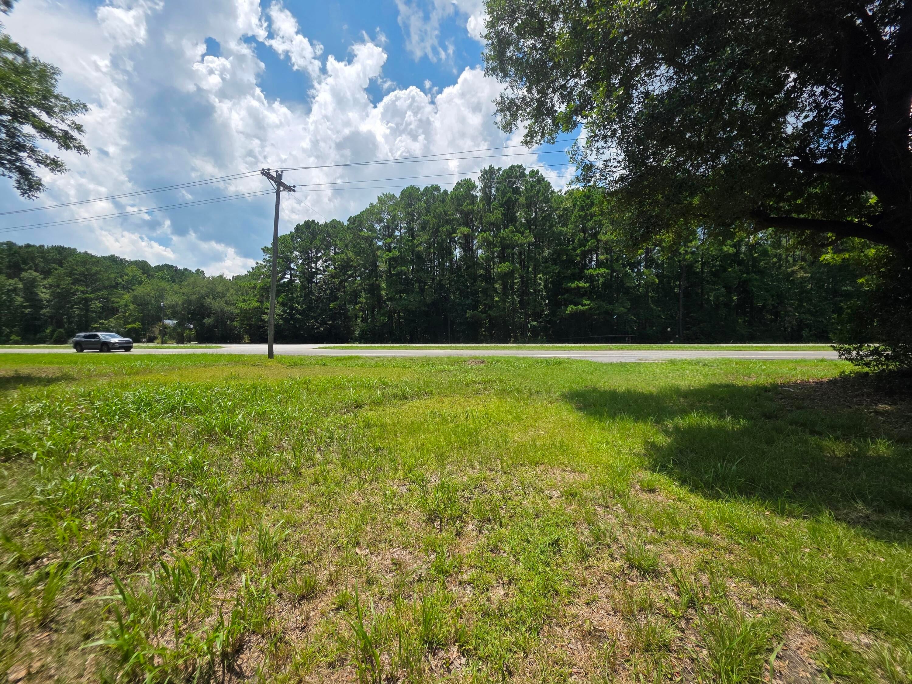 6549 N Highway 17