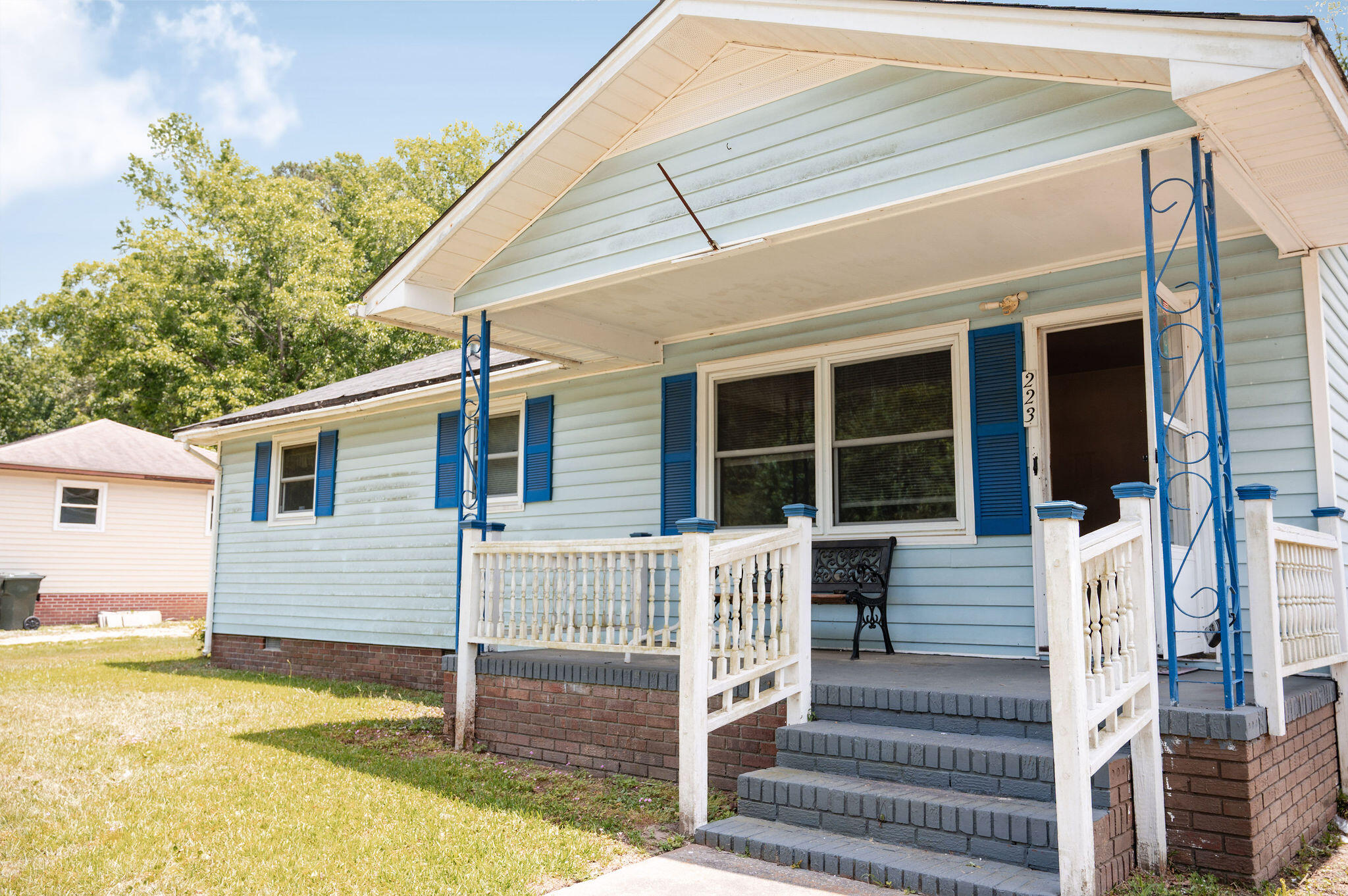 223 Farm Road