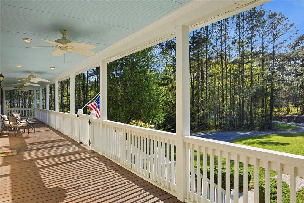 Photo of 1217 Saddlehorn Road, Summerville, SC 29486 (MLS # 26010746)