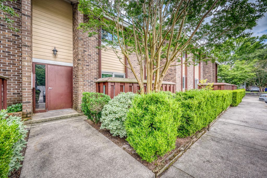 Photo of 753 Ashdale Dr #Unit 3-A, Charleston, SC 29407 (MLS # 26008114)