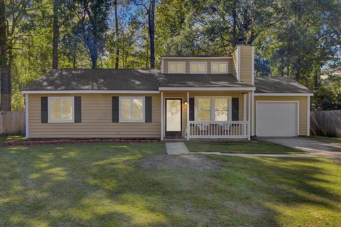 Photo of 112 Edgewood Lane, Goose Creek, SC 29445 (MLS # 25028636) Photo of 112 Edgewood Lane, Goose Creek, SC 29445 (MLS # 25028636)
