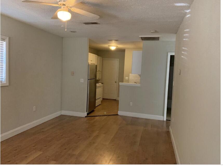921 Simmons Avenue A & B