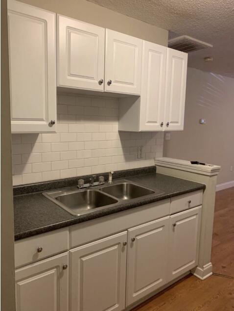 921 Simmons Avenue A & B