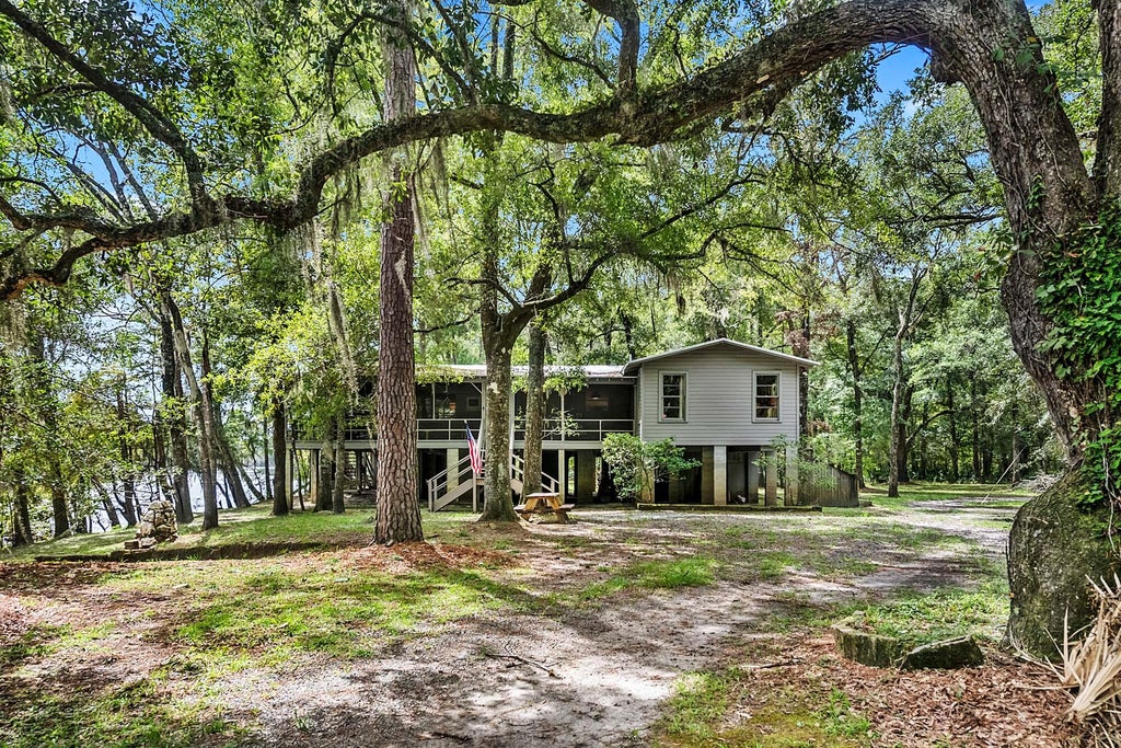 Photo of 7884 Peirce Road, Ridgeville, SC 29472 (MLS # 26026511)