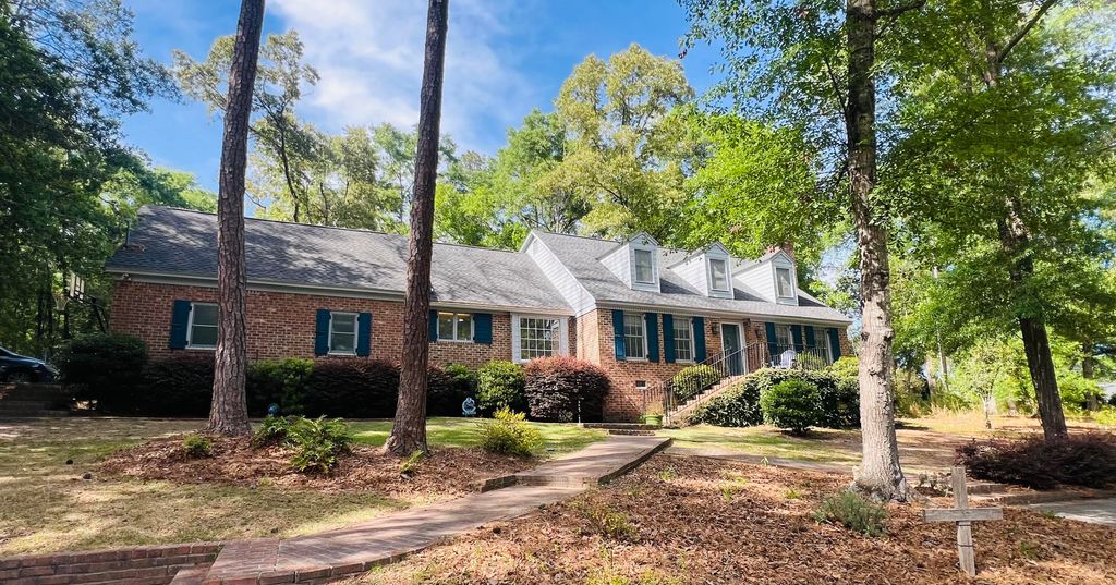 Photo of 904 Churchill Road, Walterboro, SC 29488 (MLS # 26012437)