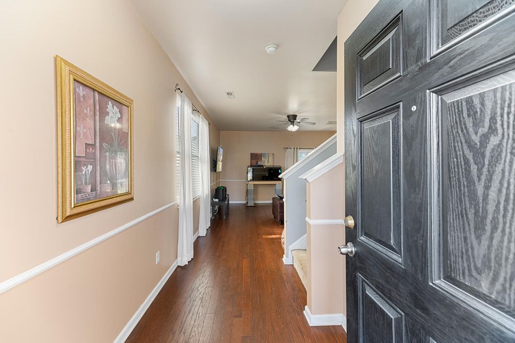 Photo of 332 Peters Creek Drive, Summerville, SC 29486 (MLS # 26007151)