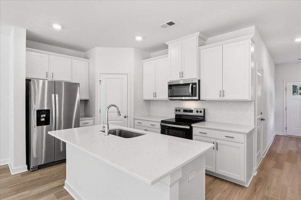 Photo of 123 Brook Run Drive, Moncks Corner, SC 29461 (MLS # 26028640)