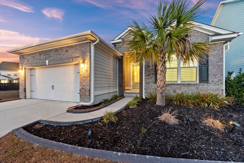 Photo of 232 Seaworthy Street, Summerville, SC 29486 (MLS # 26000257)