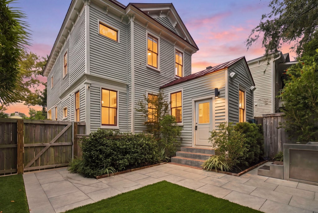 Photo of 4 Percy Street, Charleston, SC 29403 (MLS # 26026913)