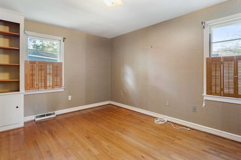 A home in North Charleston