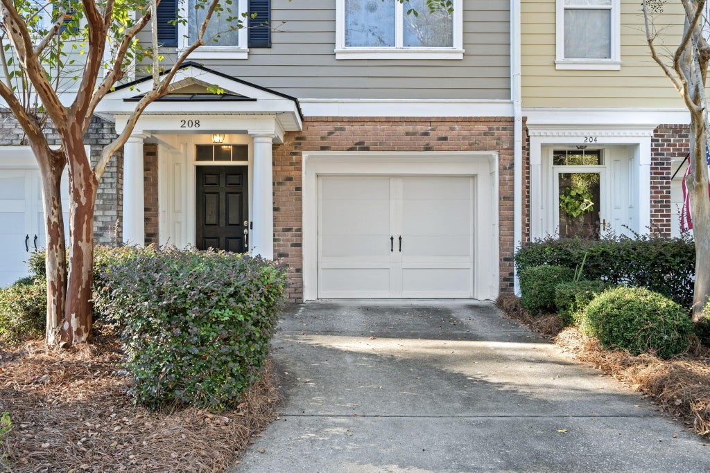 Photo of 208 Fair Sailing Road #Unit 28, Mount Pleasant, SC 29466 (MLS # 26029209)