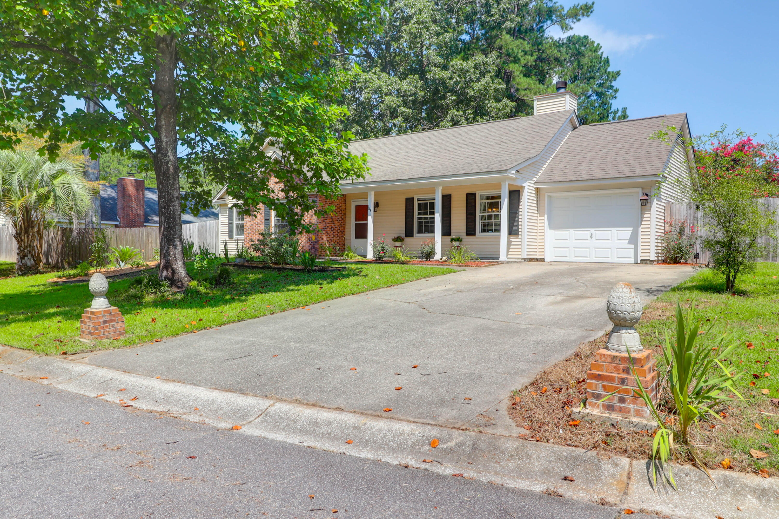 103 Saxton Court