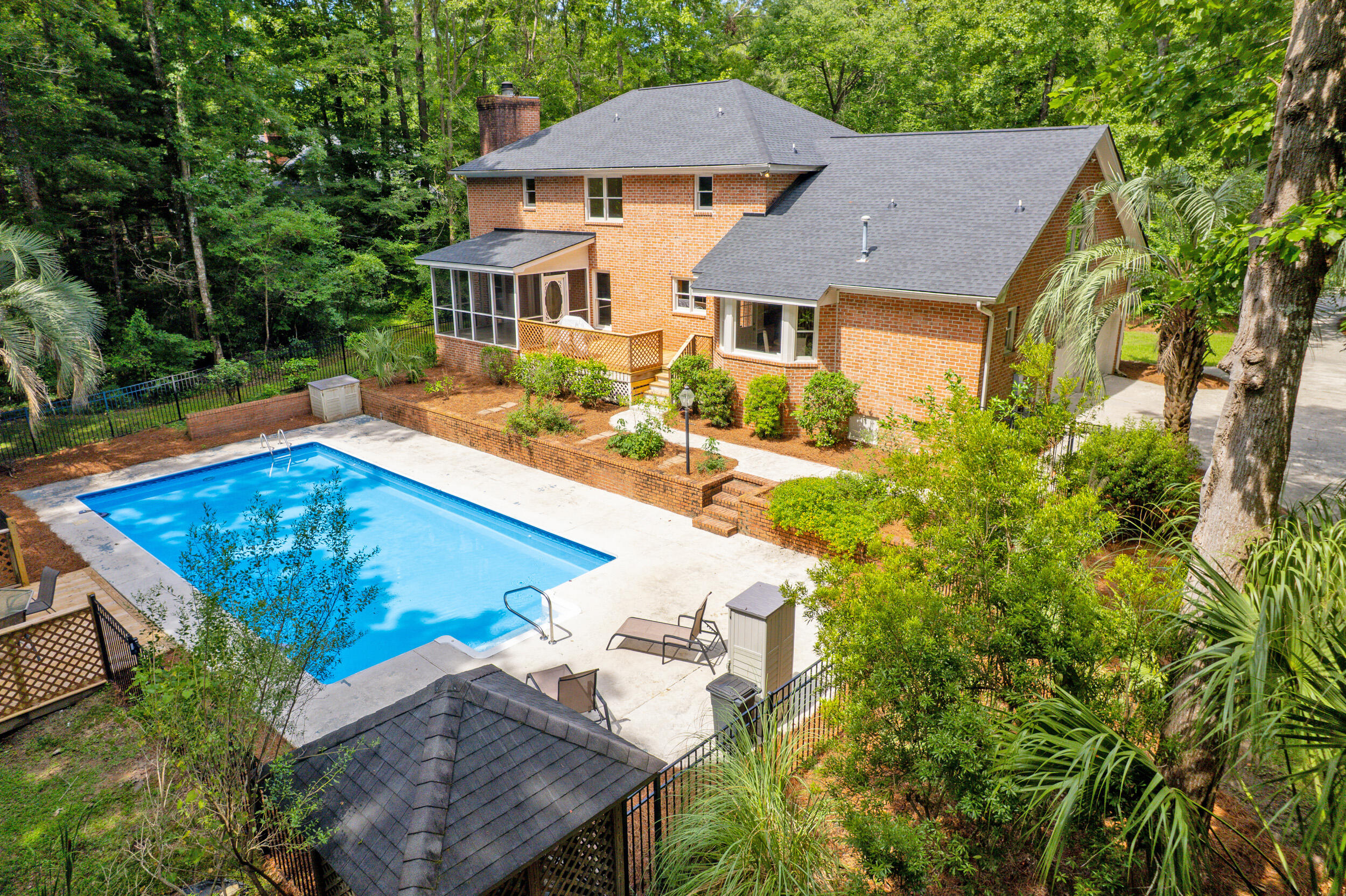 450 Barfield Drive