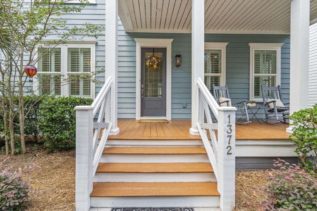 Photo of 1372 Founders Way, Mount Pleasant, SC 29464 (MLS # 26018329)