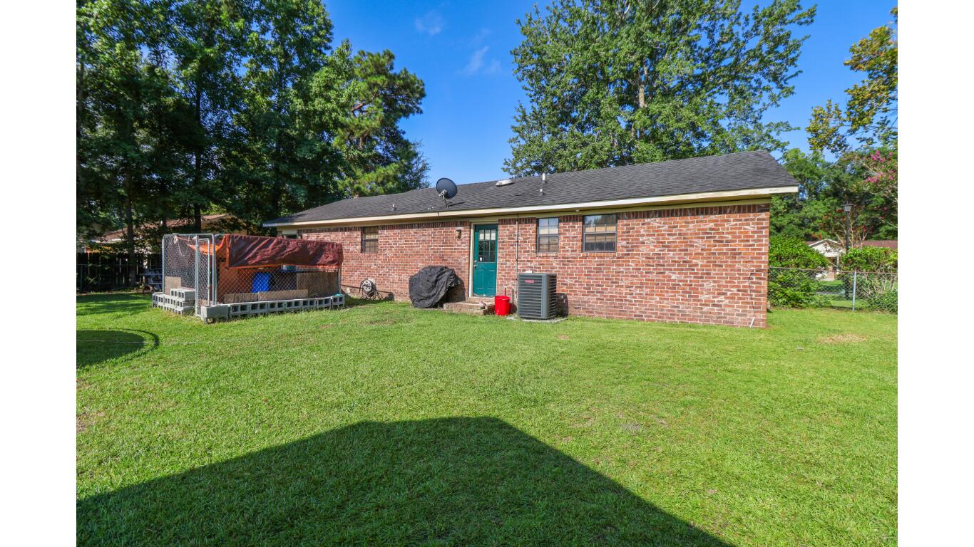 109 White Pine Court